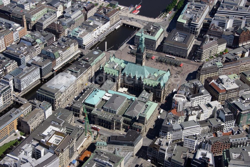 Luftbild Hamburg - Rathaus von Hamburg