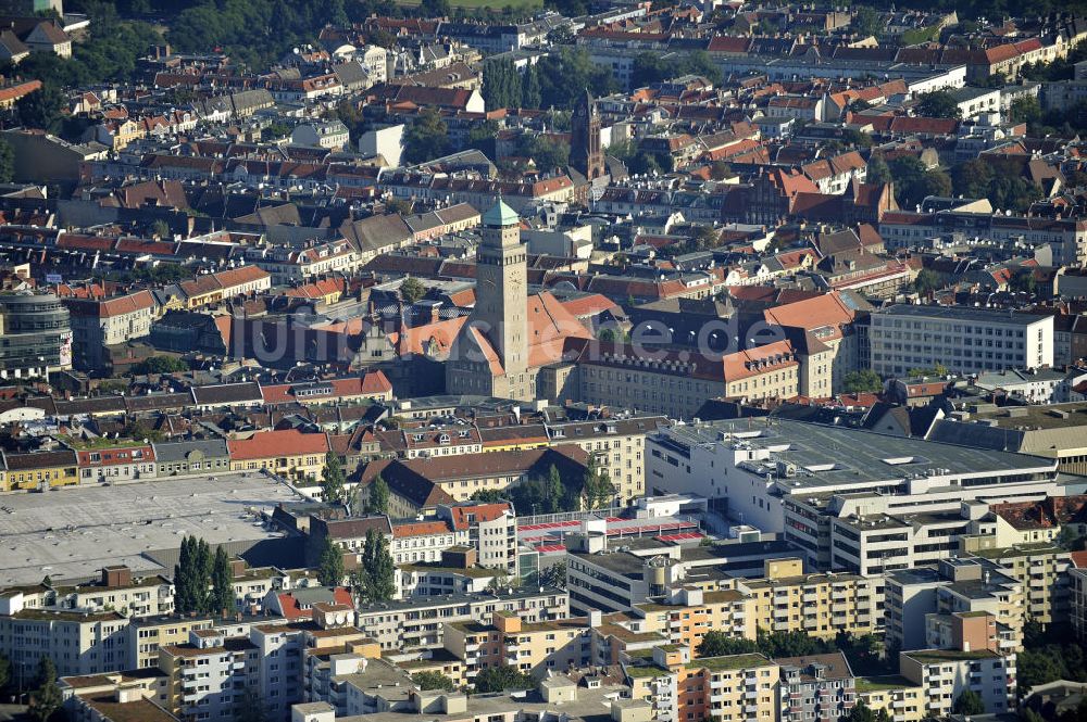 Luftbild Berlin - Rathaus Neukölln in Berlin