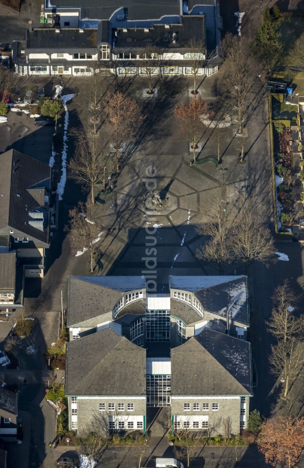 Olsberg aus der Vogelperspektive: Rathaus im Zentrum von Olsberg im Bundesland Hessen