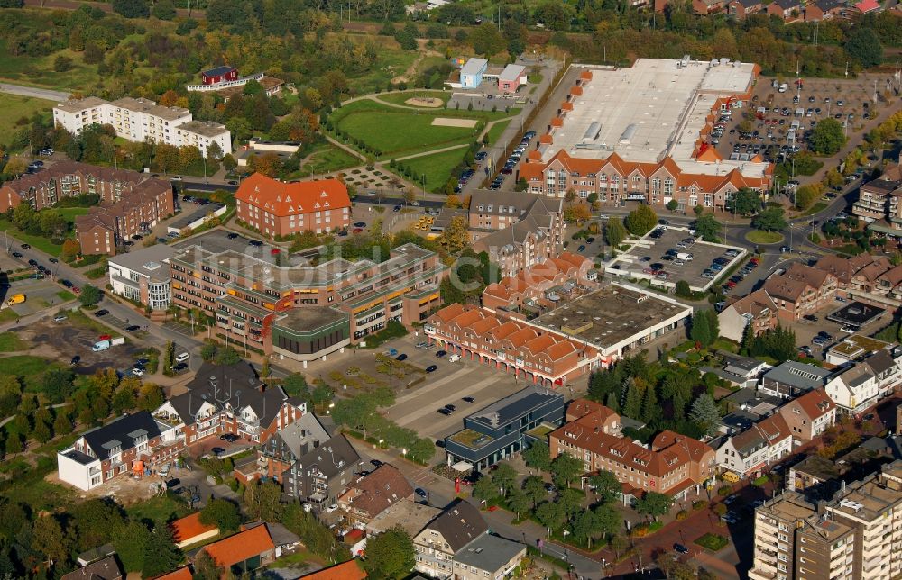 Voerde aus der Vogelperspektive: Rathausplatz in Voerde im Bundesland Nordrhein-Westfalen