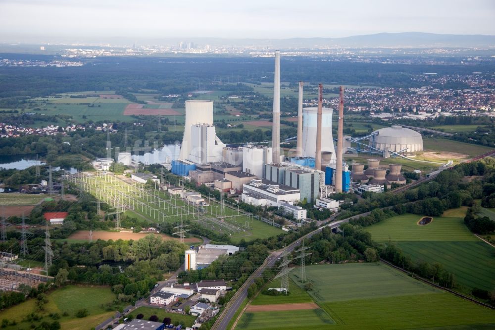 Luftaufnahme Großkrotzenburg - Reaktorblöcke und Anlagen des AKW - KKW Kernkraftwerk in Großkrotzenburg im Bundesland Hessen, Deutschland