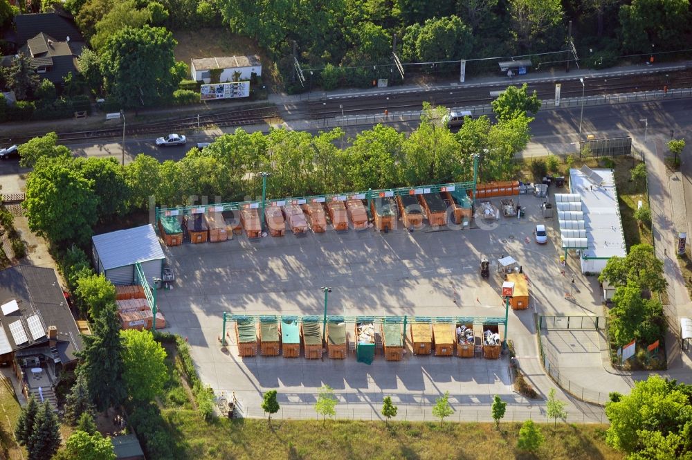 Berlin aus der Vogelperspektive: Recyclinghof Rahnsdorfer Straße in Berlin-Mahlsdorf