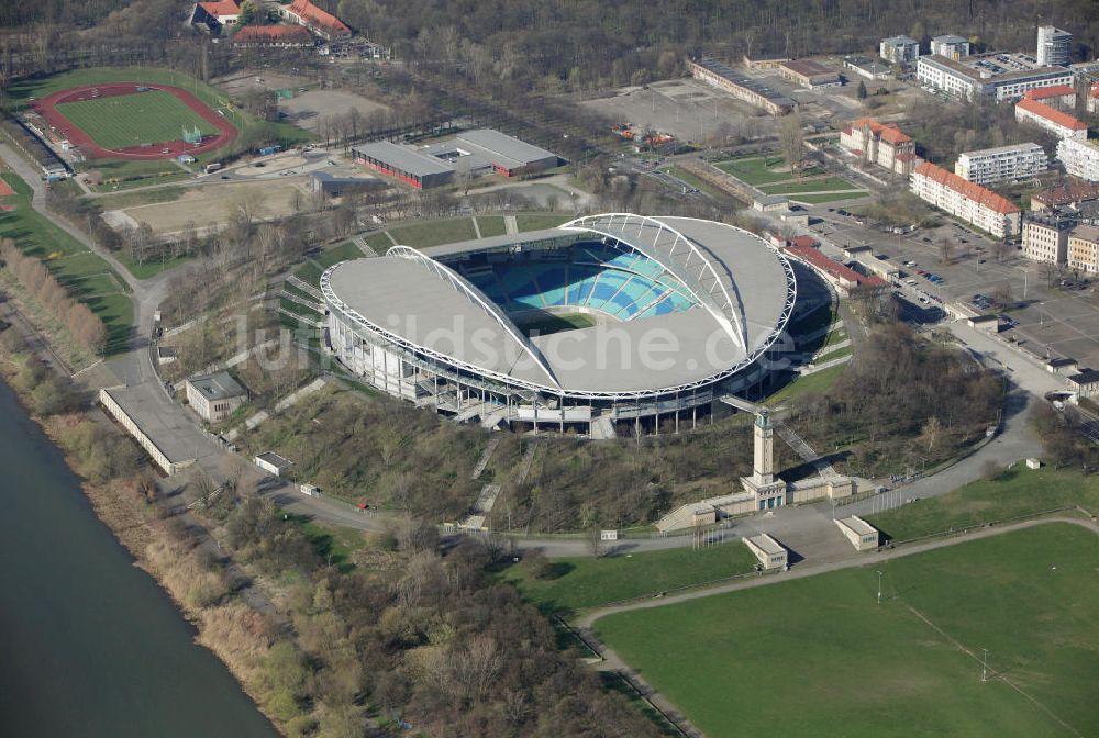 Leipzig aus der Vogelperspektive: Red Bull Arena (vormals Zentralstadion) in Leipzig