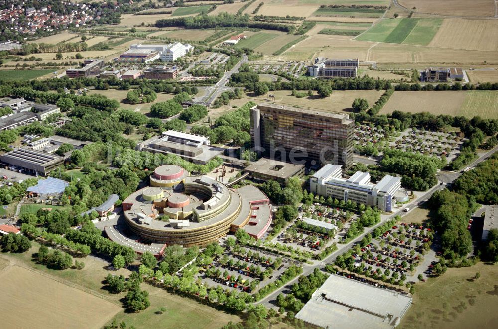 Luftaufnahme MAINZ - Redaktions- und Verwaltungsgebäude des ZDF in Mainz-Lerchenberg.