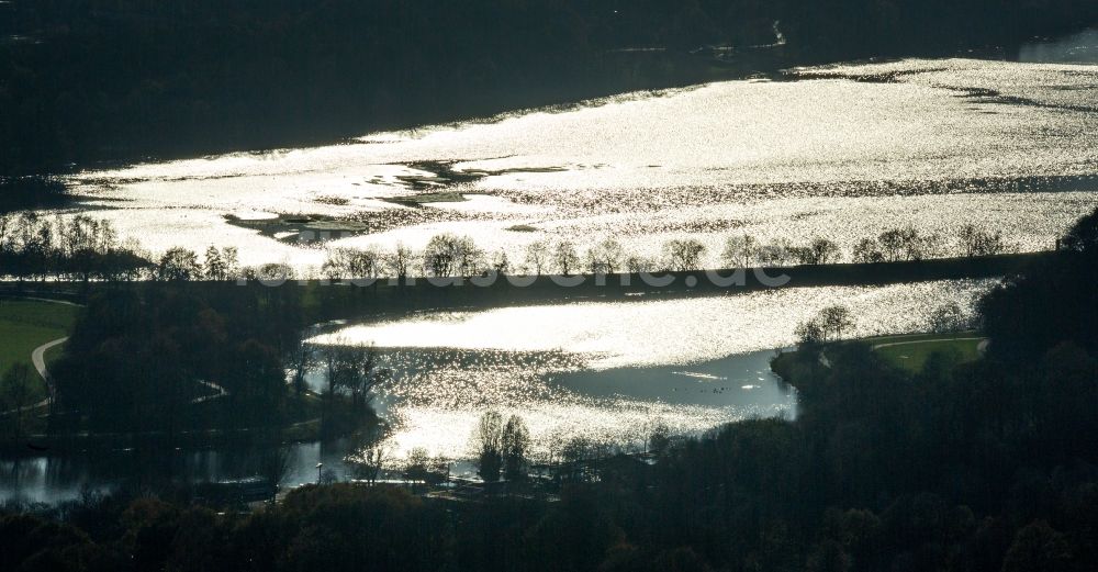 Herbede von oben - Reflexionen auf dem Kemnader Stausee in Herbede im Bundesland Nordrhein-Westfalen