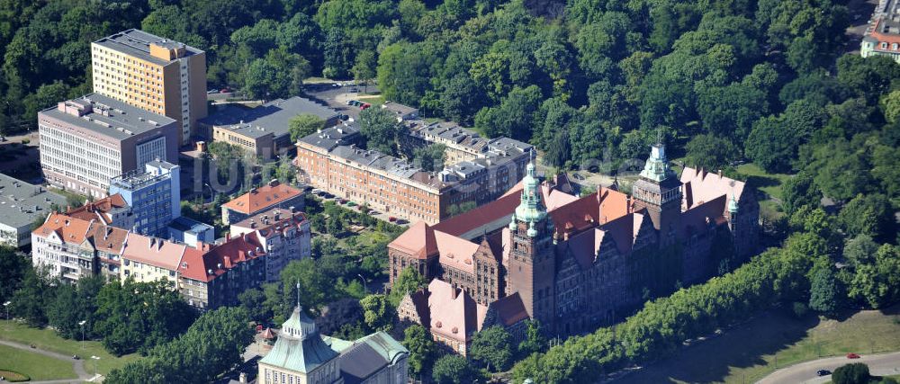 Stettin / Szczecin von oben - Regierungsgebäude in Stettin / Szczecin