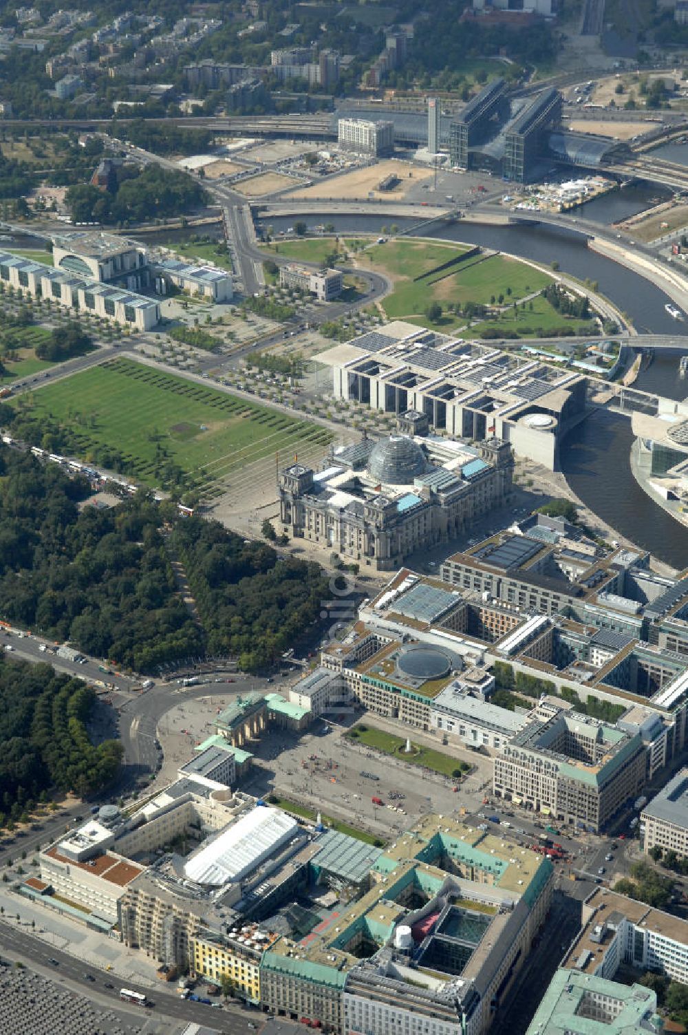 Berlin aus der Vogelperspektive: Regierungsviertel Berlin