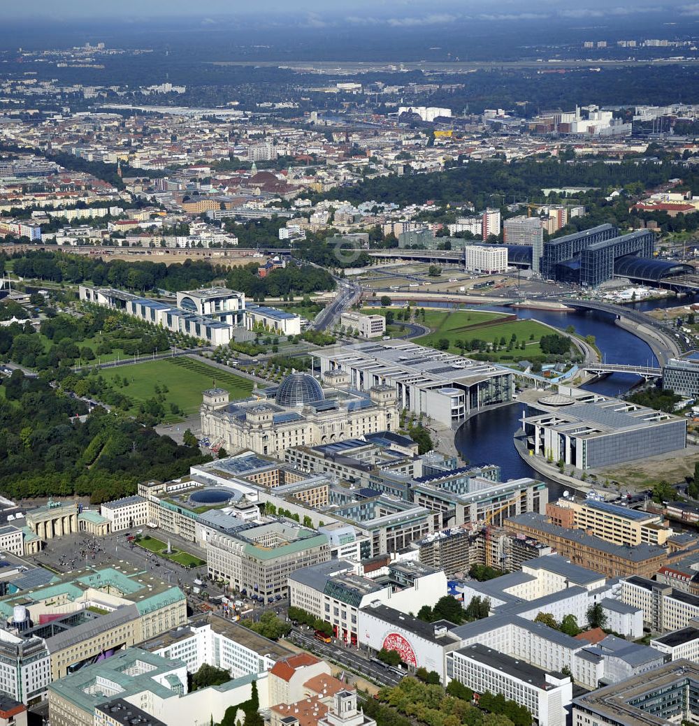 Luftbild Berlin - Regierungsviertel Berlin Mitte