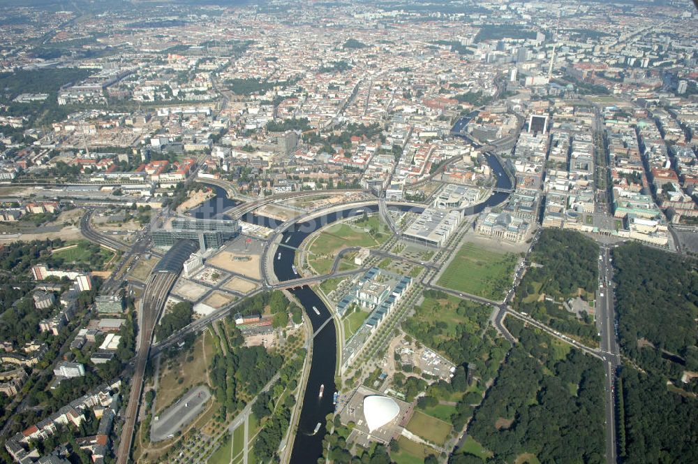 Luftbild Berlin - Regierungsviertel Berlin mit Verlauf der Kanzler U-Bahn U 55