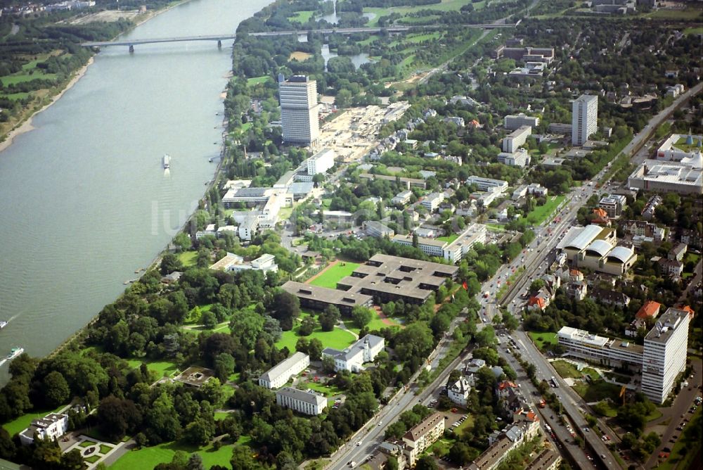 Bonn von oben - Regierungsviertel von Bonn im Bundesland Nordrhein-Westfalen