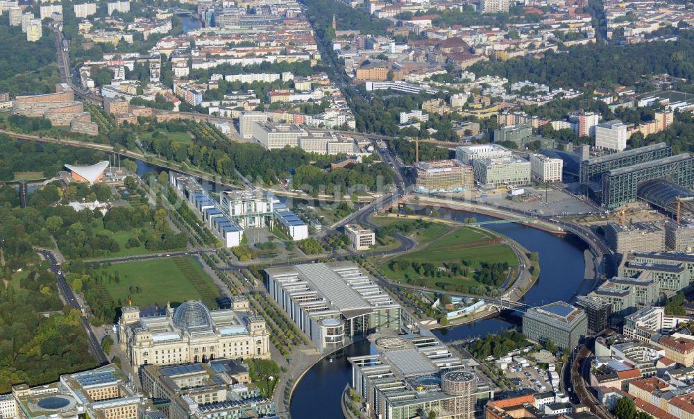 Berlin OT Tiergarten aus der Vogelperspektive: Regierungsviertel im Ortsteil Tiergarten in Berlin