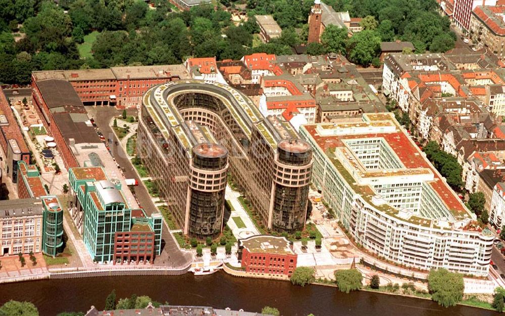 Luftaufnahme Berlin - Regierungsviertel am Spreebogen in Berlin Tiergarten 06.1995