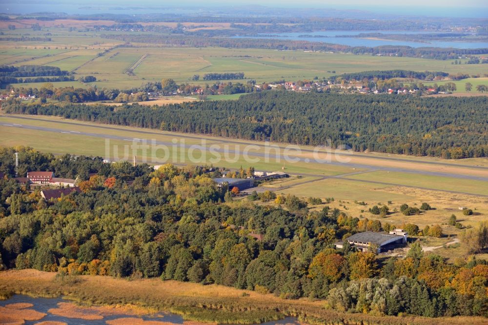 Garz von oben - Regionalflughafen Heringsdorf in Garz im Bundesland Mecklenburg-Vorpommern