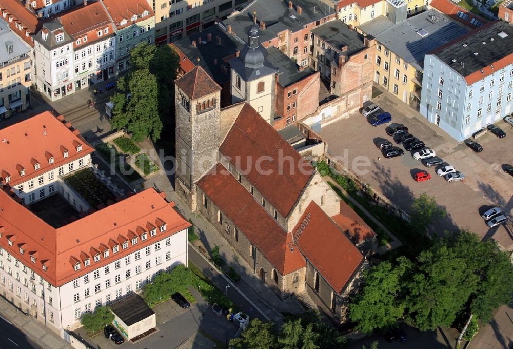 Erfurt von oben - Reglerkirche in der Altstadt von Erfurt im Bundesland Thüringen