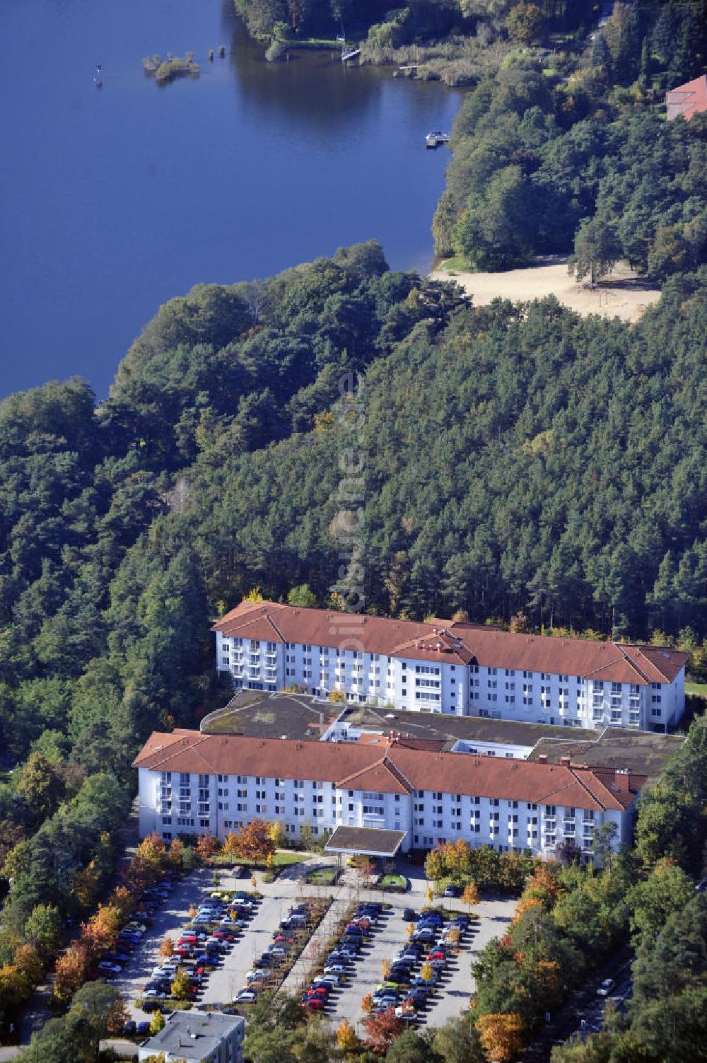 Grünheide aus der Vogelperspektive: Rehabilitationsklinik / rehabilitation clinic / Grünheide