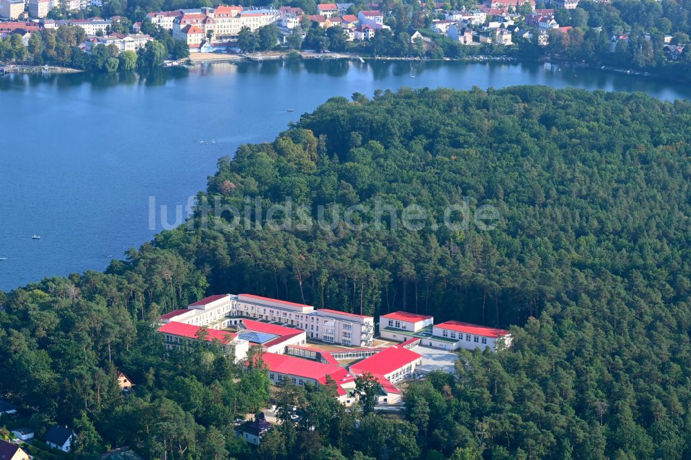 Strausberg von oben - Rehabilitationszentrum der Rehaklinik in Strausberg im Bundesland Brandenburg, Deutschland