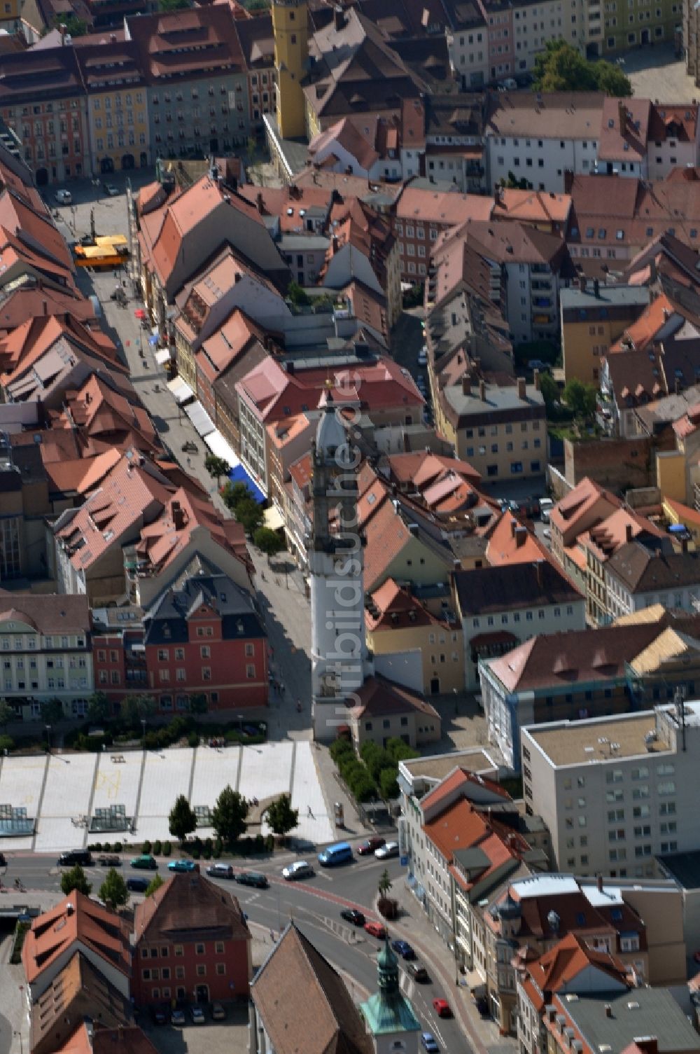 Bautzen von oben - Reichenturm im Stadtzentrum von Bautzen im Bundesland Sachsen