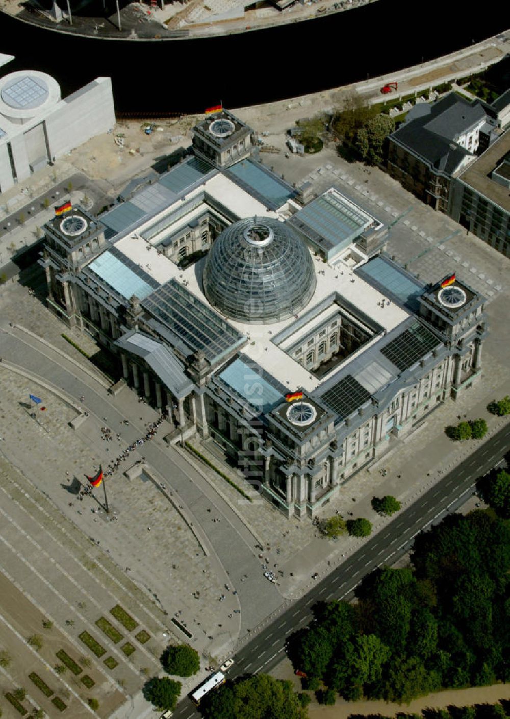 Berlin von oben - Reichstag Berlin