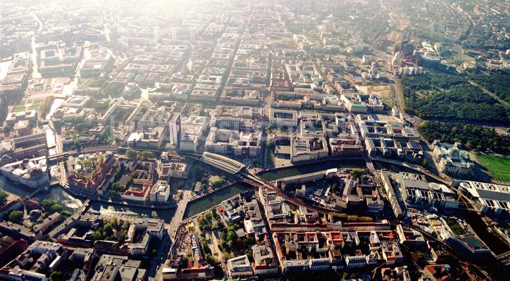 Luftbild Berlin - Reichstag, Museumsinsel, Büro und Geschäftshaus in Berlin - Mitte, Reinhardstr / Ecke Albrechtstraße Ein Projekt der Kilian Projektmanagement, Fasanenstr