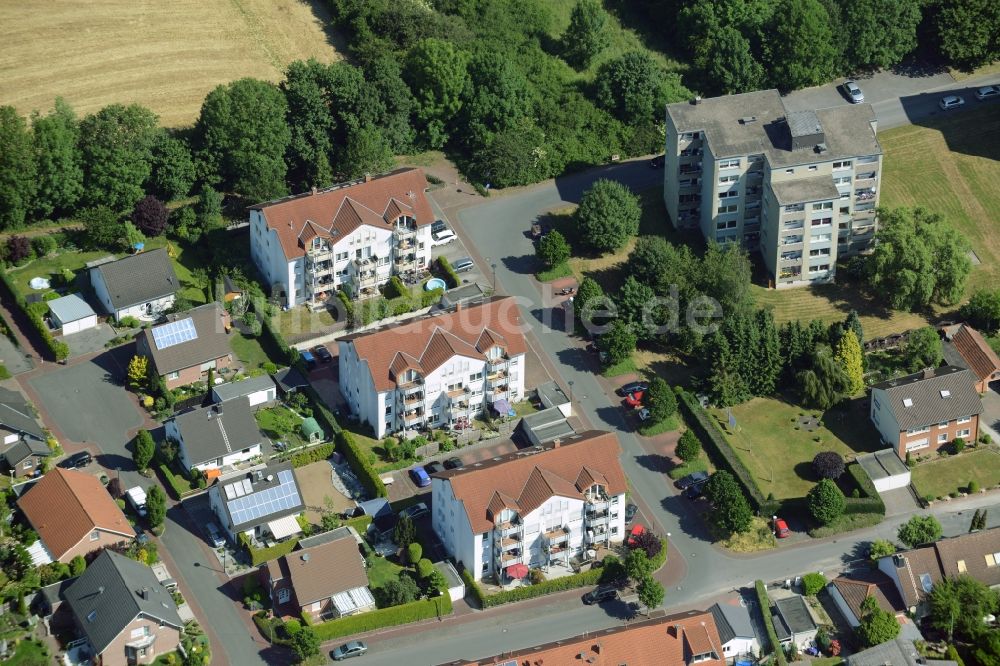 Bönen aus der Vogelperspektive: Reihen- Wohnhaus der MARKUS GEROLD UNTERNEHMENSGRUPPE in Bönen im Bundesland Nordrhein-Westfalen