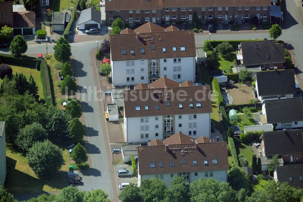 Bönen von oben - Reihen- Wohnhaus der MARKUS GEROLD UNTERNEHMENSGRUPPE in Bönen im Bundesland Nordrhein-Westfalen