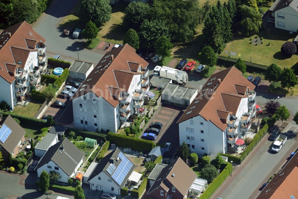 Bönen von oben - Reihen- Wohnhaus der MARKUS GEROLD UNTERNEHMENSGRUPPE in Bönen im Bundesland Nordrhein-Westfalen