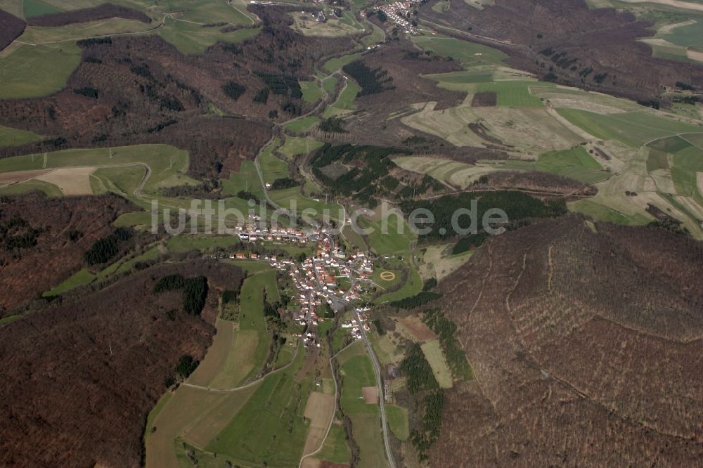 Luftaufnahme Reipoltskirchen - Reipoltskirchen ist eine Ortsgemeinde im westpfälzischen Landkreis Kusel in Rheinland-Pfalz