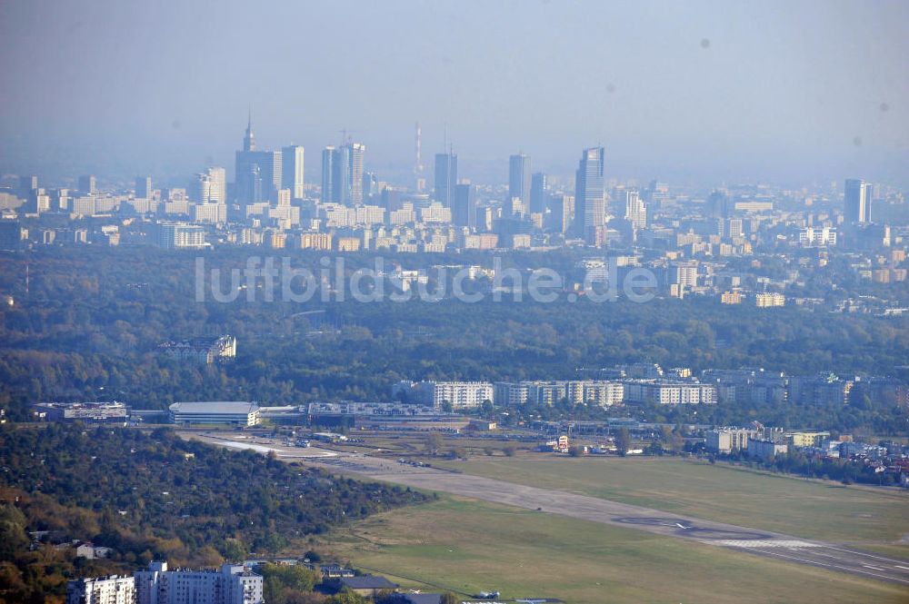 Luftbild Warschau - Reise- und Geschäftsflughafen Warsaw - Babice (Bemowo) ICAO Code EPBC