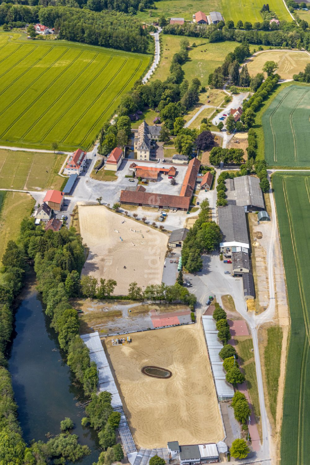 Balve aus der Vogelperspektive: Reitzentrum - Reiterverein in Balve im Bundesland Nordrhein-Westfalen, Deutschland