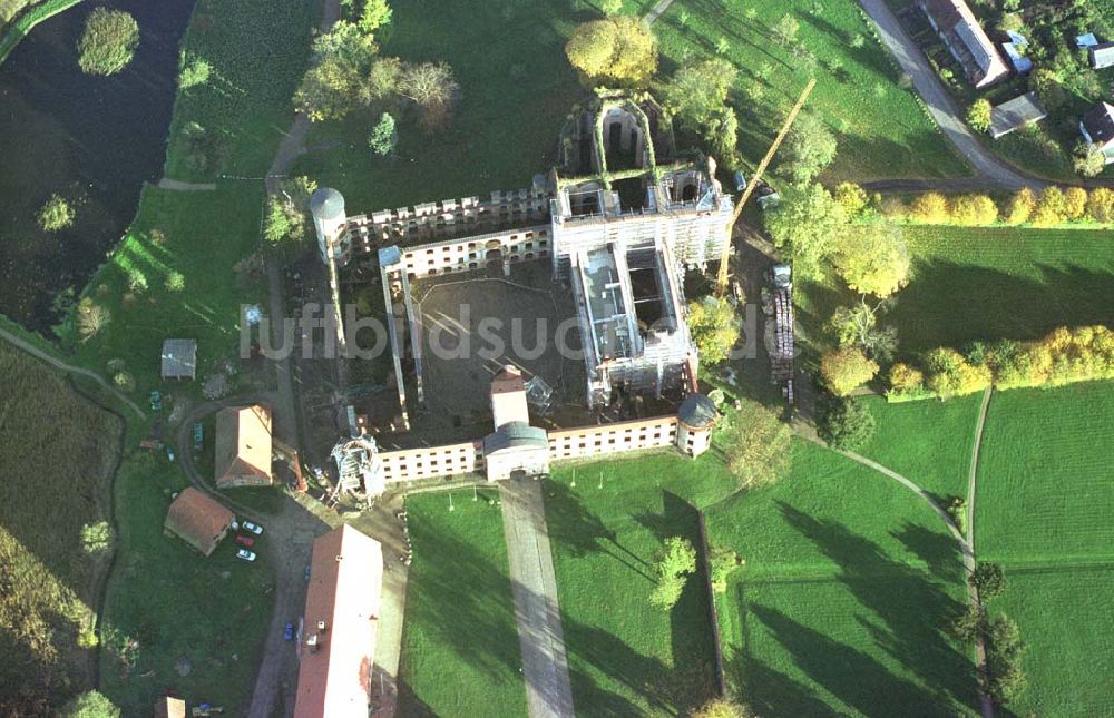 Darguhn / MV von oben - Rekonstruktion der Kloster- und Schloßanlage Darguhn. Bauherr: Stadtverwaltung Darguhn, Herr Dr. Kladen, 17159 Darguhn.