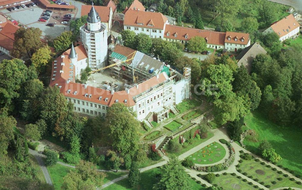 Wiesenburg / BRB von oben - Rekonstruktion des Schloß Wiesenburg in Wiesenburg (westl. von Belzig) in Brandenburg