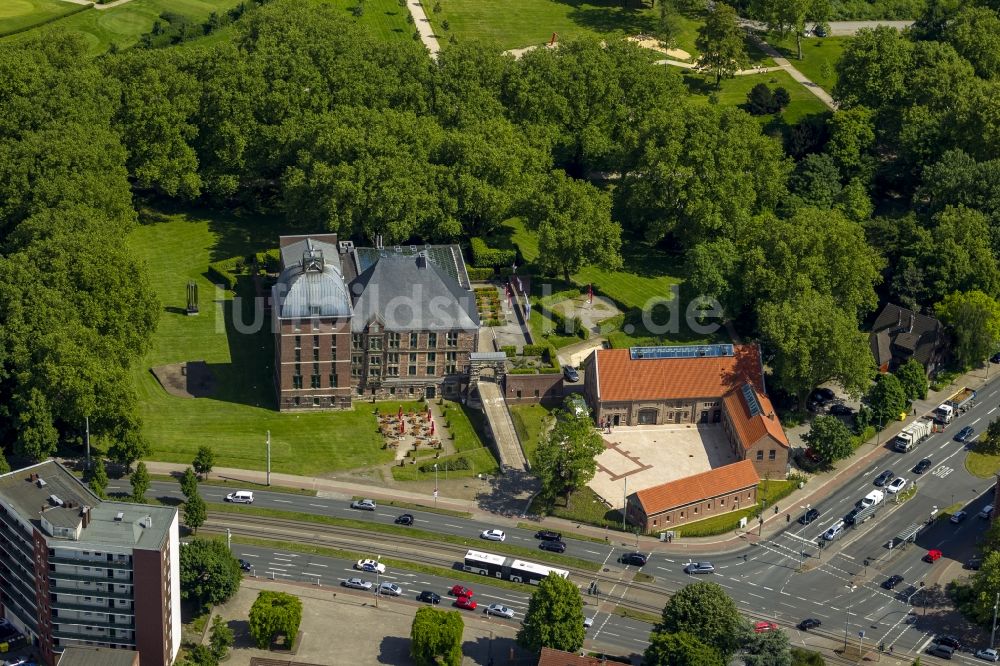 Luftaufnahme Gelsenkirchen - Renaissanceschloss Schloß Horst Gelsenkirchen im Bundesland Nordrhein-Westfalen