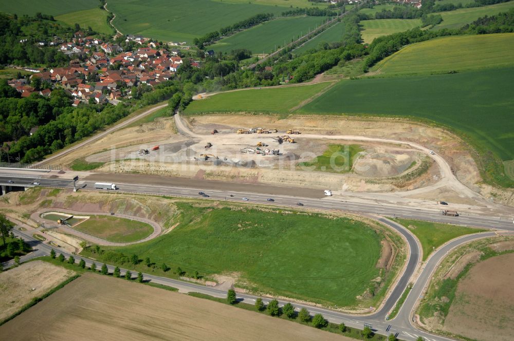 Luftbild Wutha-Farnroda - Renaturierung der Autobahn- Trasse der BAB A4 über die Hörselberge im Waldgebiet in Wutha-Farnroda im Bundesland Thüringen, Deutschland