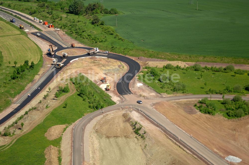 Luftaufnahme Wutha-Farnroda - Renaturierung der Autobahn- Trasse der BAB A4 über die Hörselberge im Waldgebiet in Wutha-Farnroda im Bundesland Thüringen, Deutschland