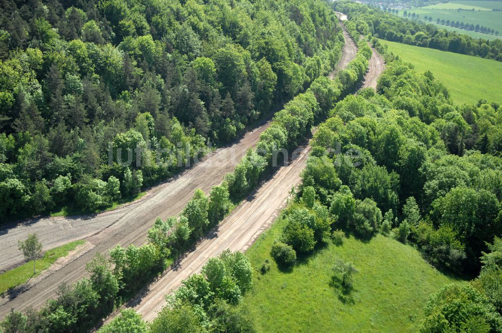 Wutha-Farnroda von oben - Renaturierung der Autobahn- Trasse der BAB A4 über die Hörselberge im Waldgebiet in Wutha-Farnroda im Bundesland Thüringen, Deutschland