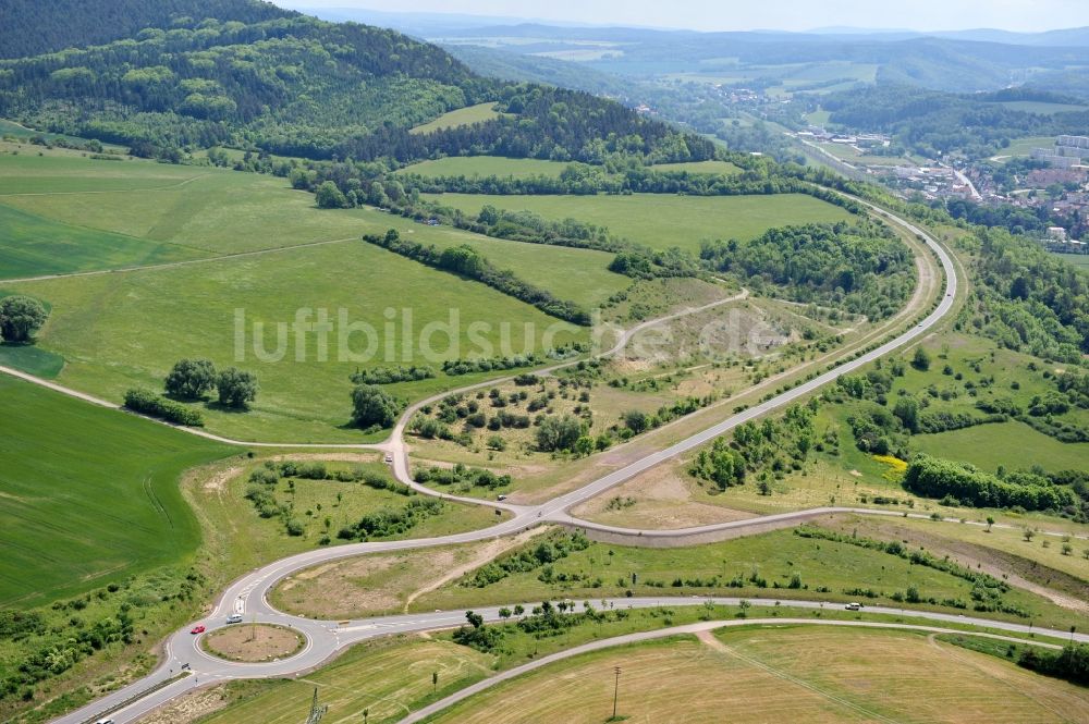 Wutha-Farnroda aus der Vogelperspektive: Renaturierung der Autobahn- Trasse der BAB A4 über die Hörselberge im Waldgebiet in Wutha-Farnroda im Bundesland Thüringen, Deutschland