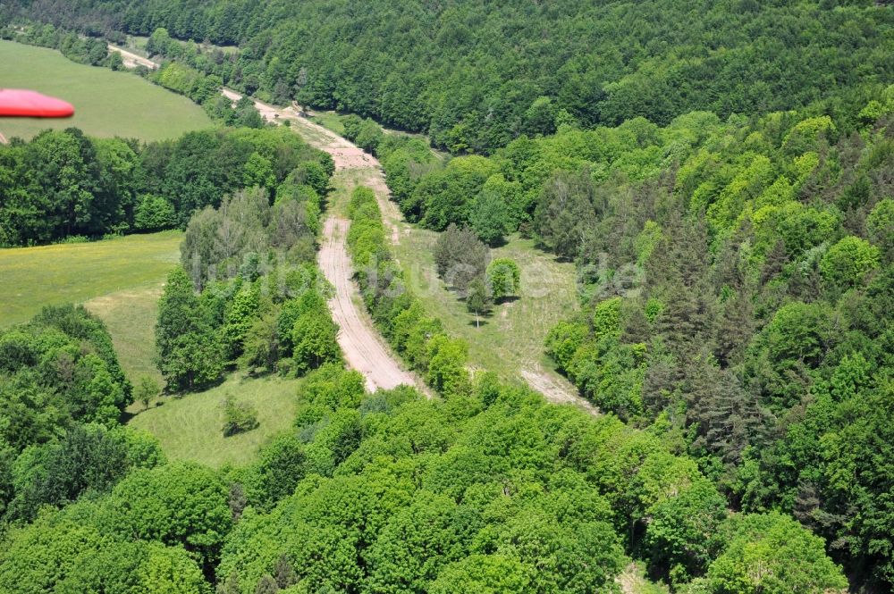 Luftbild Wutha-Farnroda - Renaturierung der Autobahn- Trasse der BAB A4 über die Hörselberge im Waldgebiet in Wutha-Farnroda im Bundesland Thüringen, Deutschland