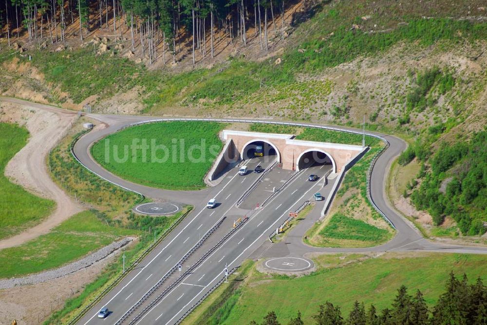 Oberhof aus der Vogelperspektive: Rennsteigtunnel