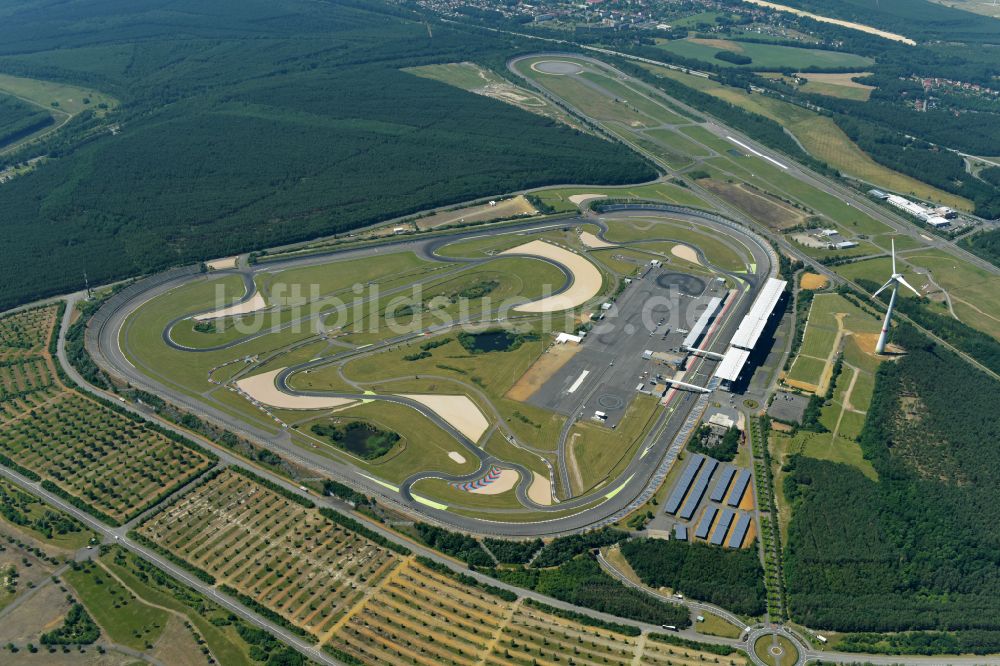 Schipkau von oben - Rennstrecke der Rennbahn DEKRA Lausitzring in Schipkau im Bundesland Brandenburg, Deutschland