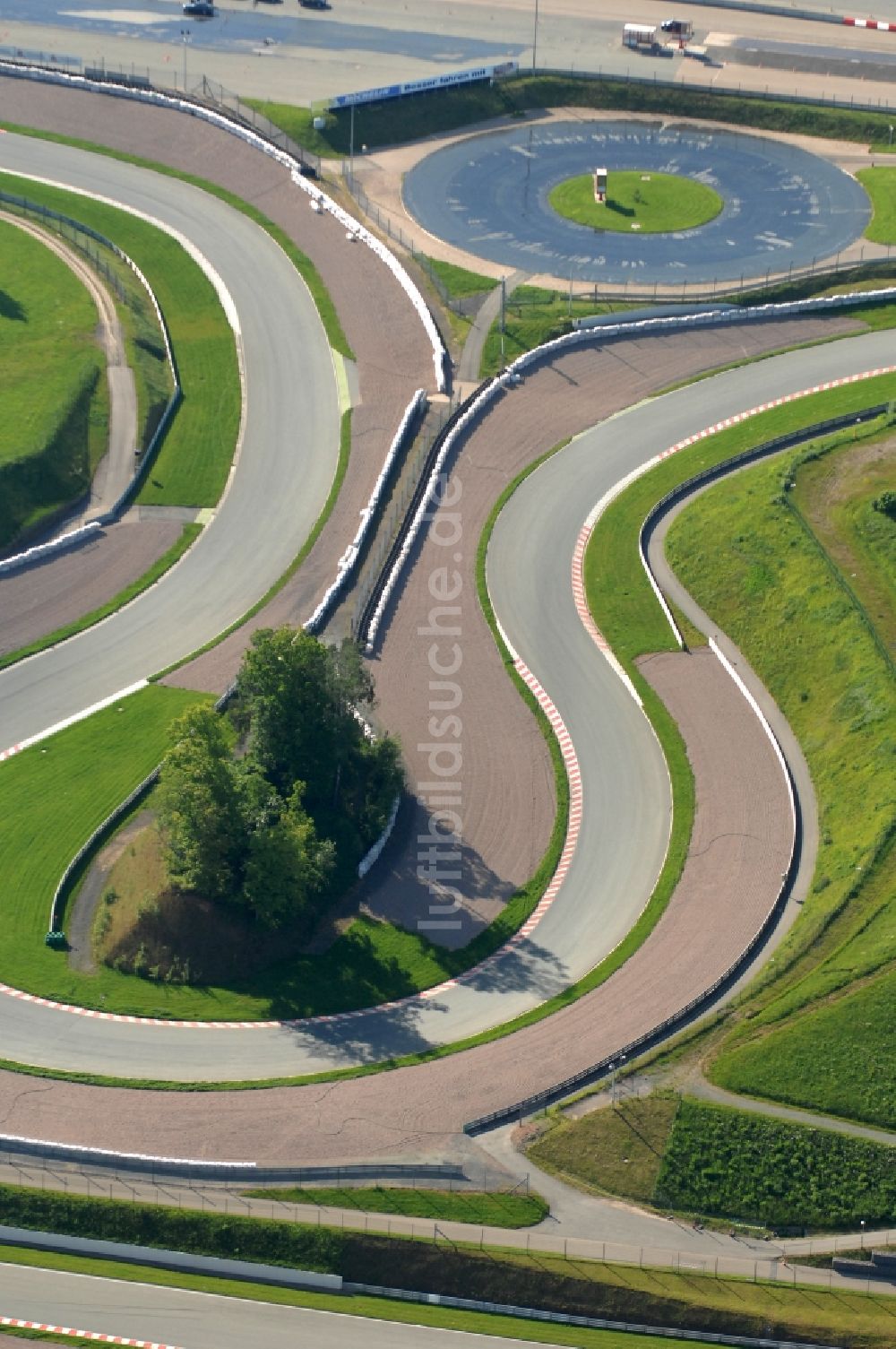 Luftaufnahme Hohenstein-Ernstthal - Rennstrecke der Rennbahn Sachsenring in Hohenstein-Ernstthal im Bundesland Sachsen