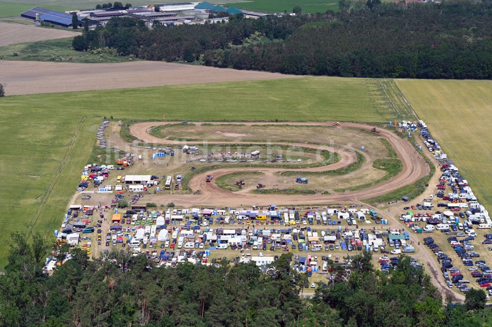 Wegendorf aus der Vogelperspektive: Rennstrecke der Rennbahn Stock Car Rennen in Wegendorf im Bundesland Brandenburg, Deutschland