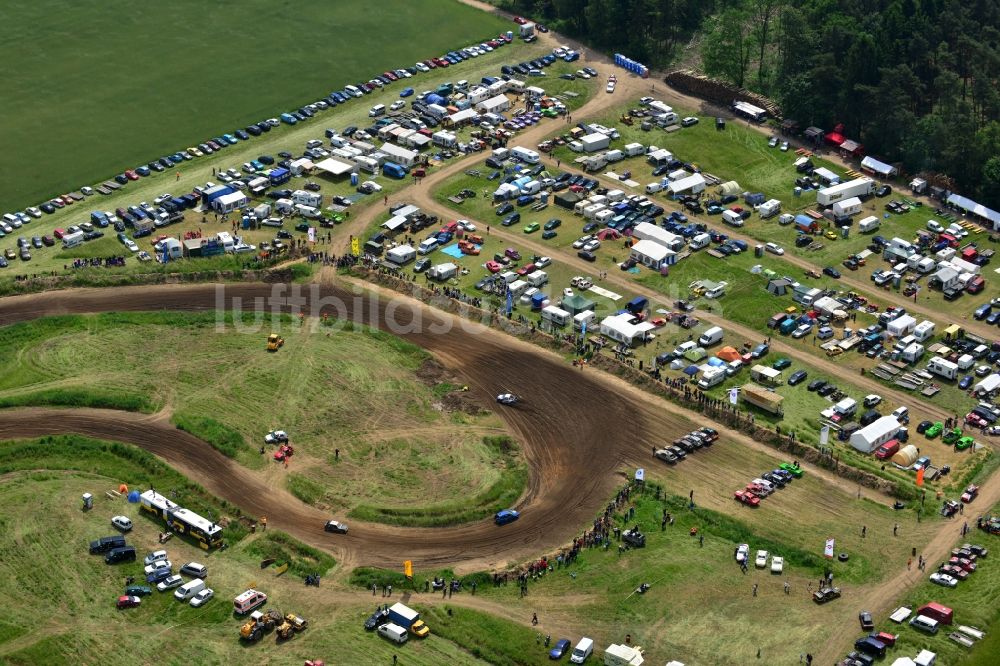 Altlandsberg aus der Vogelperspektive: Rennveranstaltung auf der Stockcar - Arena - Altlandsberg im Bundesland Brandenburg