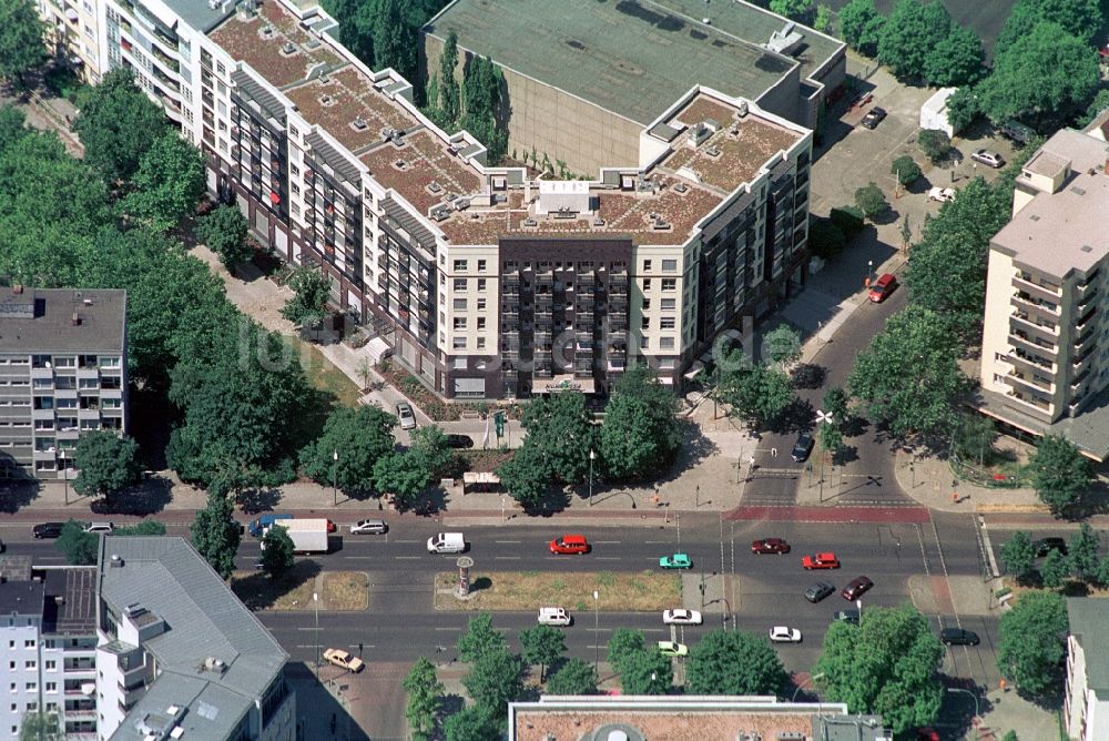 Luftaufnahme Berlin - Residenz Novavita am Emser Platz in Berlin-Wilmersdorf 