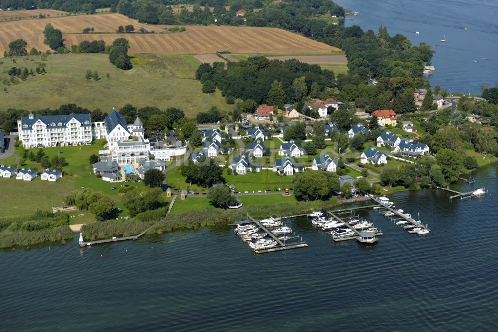 Luftbild Werder (Havel) - Resort Schwielowsee Hotel Seaside Garden in Petzow, einem Ortsteil von Werder im Bundesland Brandenburg