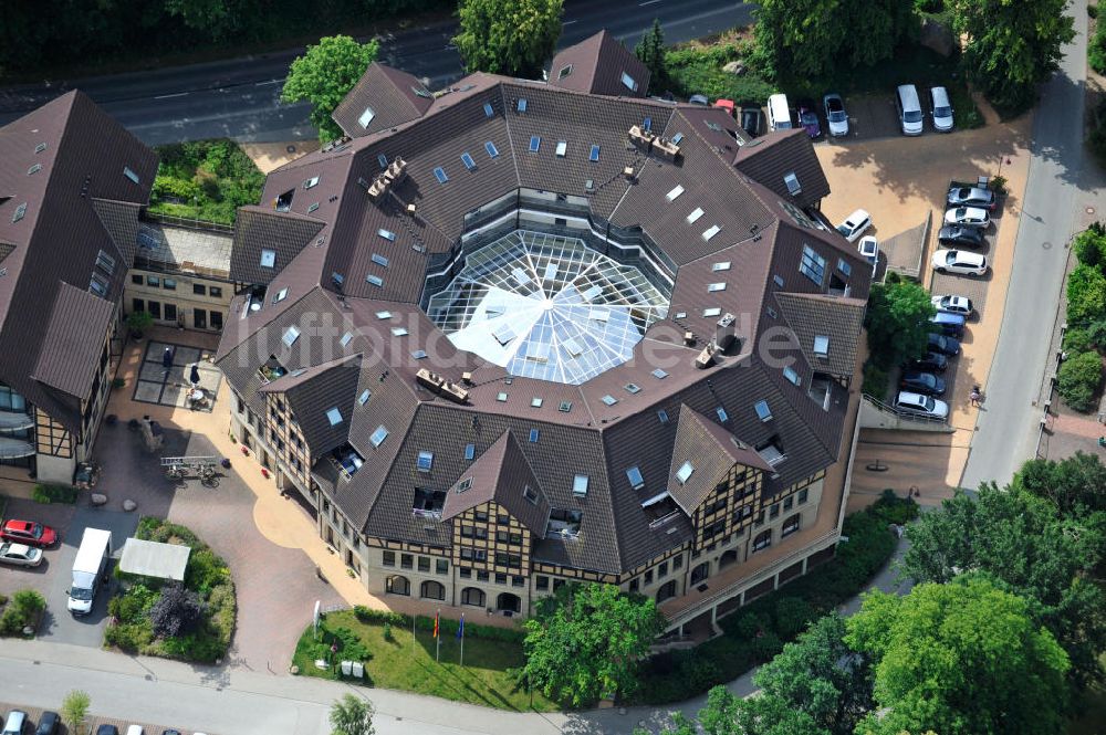 Luftbild Raben Steinfeld - Restaurant und Hotel Rabenstein am Ostufer des Schweriner See