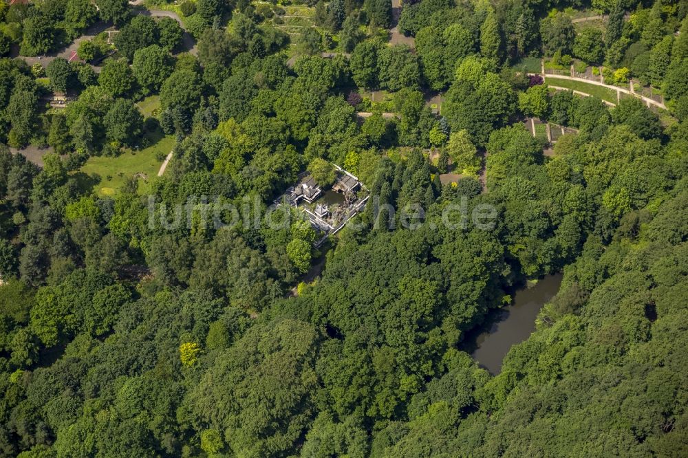 Luftaufnahme Bochum - Restauration des Chinesischer Garten auf dem Gelände des Campus der RUB Ruhr- Universität Bochum in Nordrhein-Westfalen