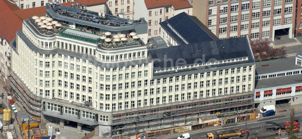 Luftbild Berlin - restauriertes Haus der Einheit in Berlin- Mitte