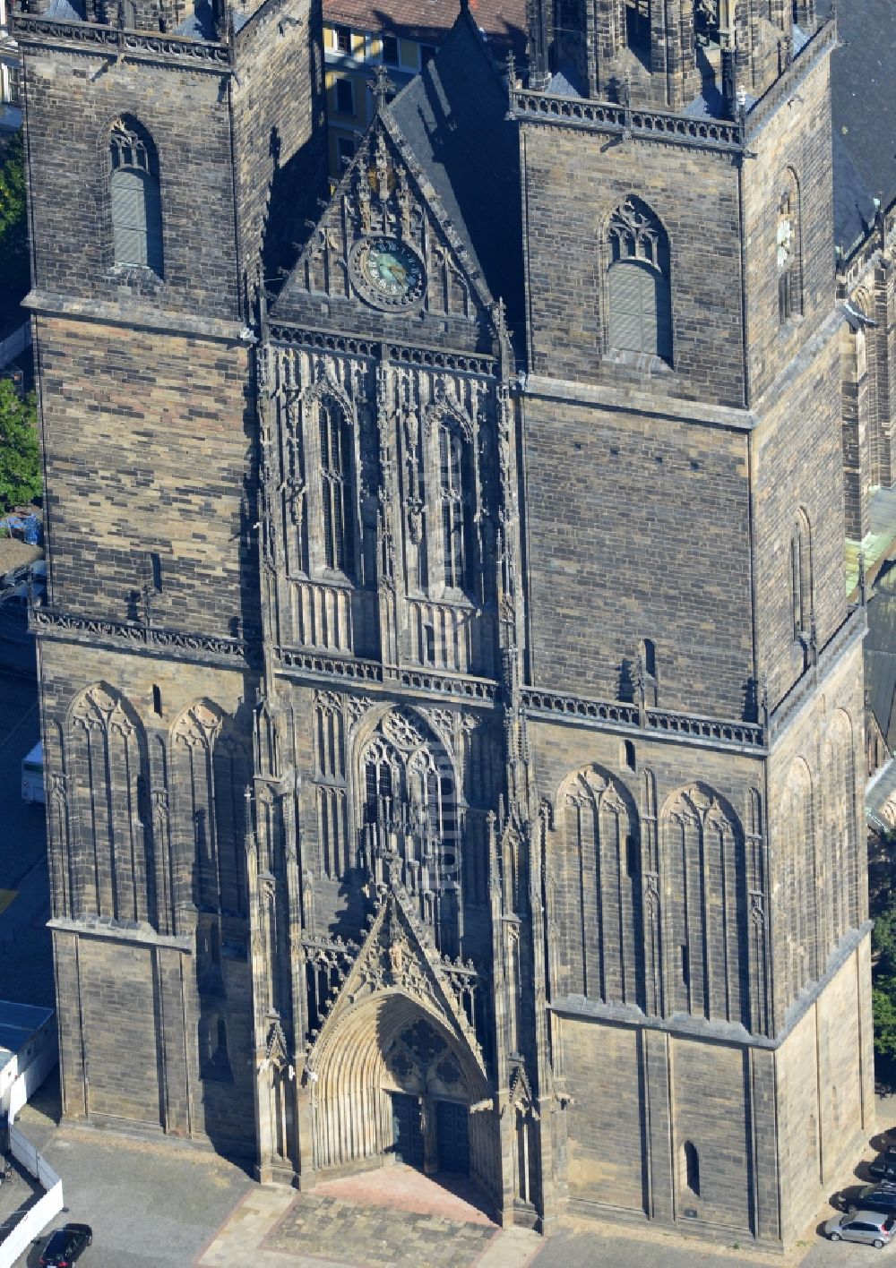 Luftbild Magdeburg - Restaurierung der Türme des Dom zu Magdeburg in Sachsen-Anhalt