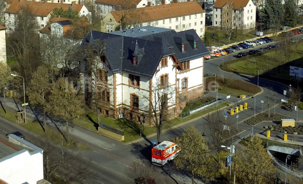 Luftaufnahme Halle / Saale - Rettungsdienst an der BG Merseburger Ambulance der BG - Berufsgenossenschaftliche Kliniken Bergmannstrost Halle in Halle / Saale in Sachsen-Anhalt