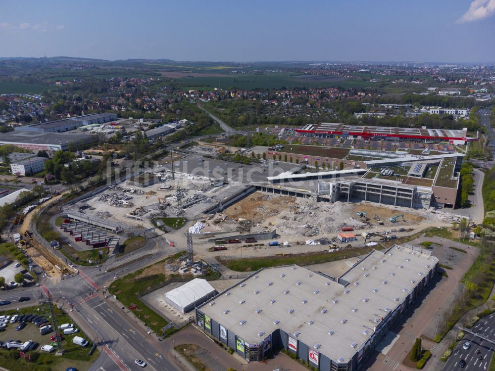 Dresden von oben - Revitalisierung und Erweiterungs- Baustelle am Gebäudekomplex des Einkaufszentrum Kaufpark Dresden in Dresden im Bundesland Sachsen, Deutschland